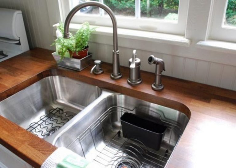 kitchen sinks